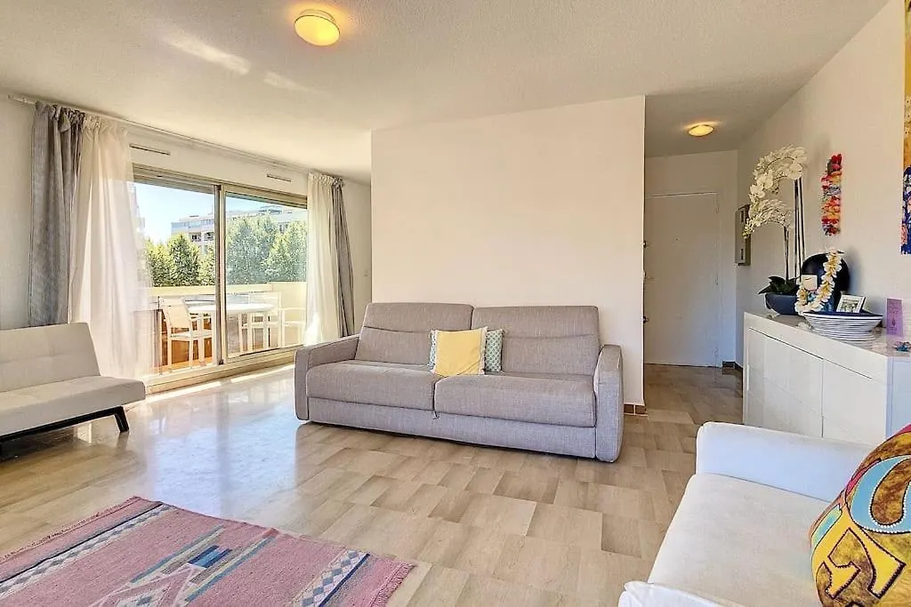 Spacieux Studio A 150M De La Plage 2 Terrasses Antibes 0*,  France