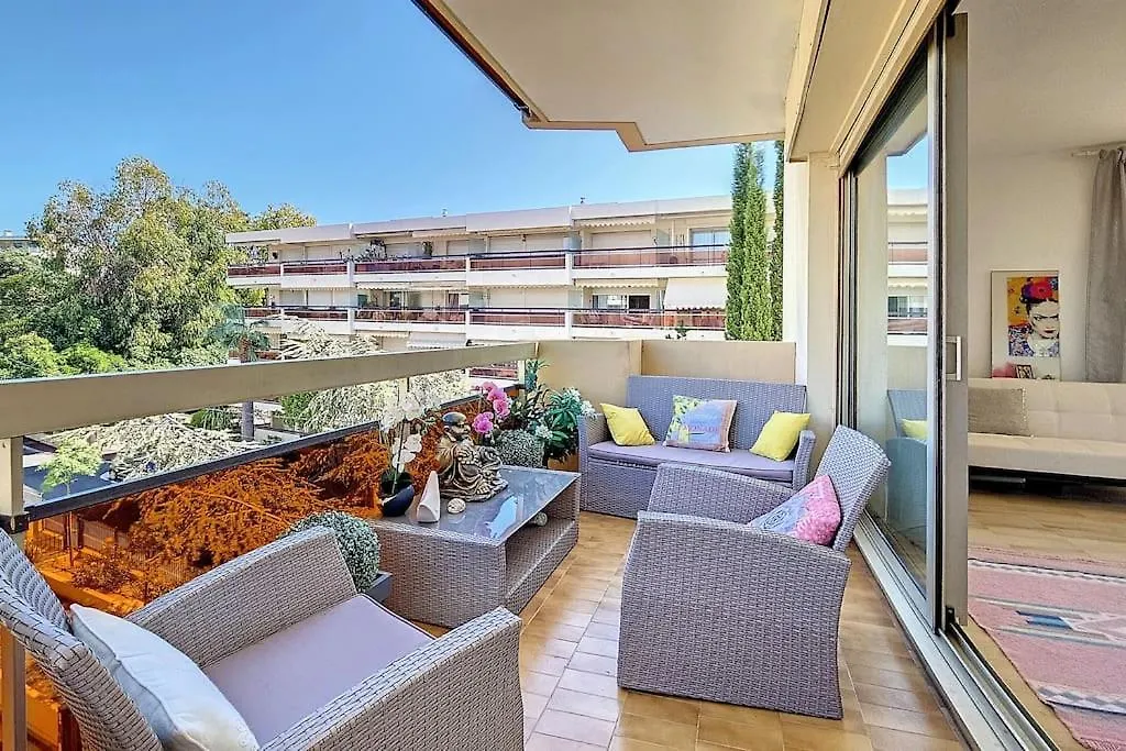 Spacieux Studio A 150M De La Plage 2 Terrasses Antibes